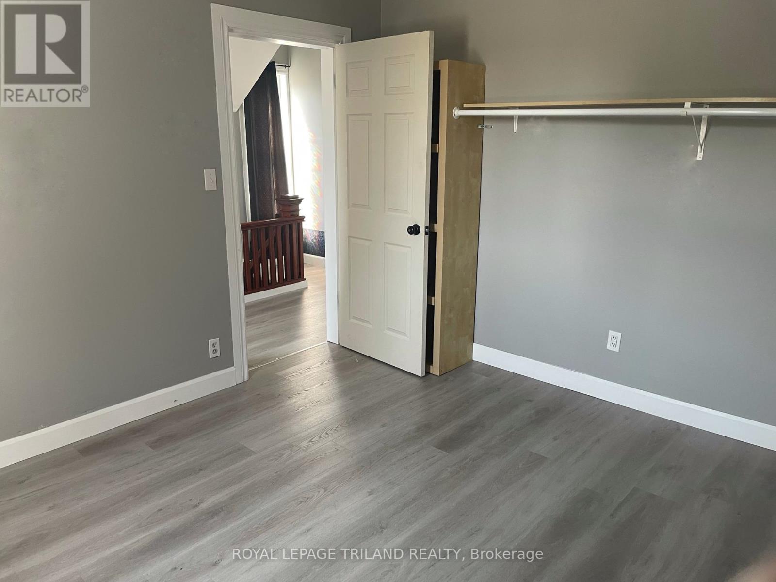 Photo 16 of 24 for 245 Sydenham Street E