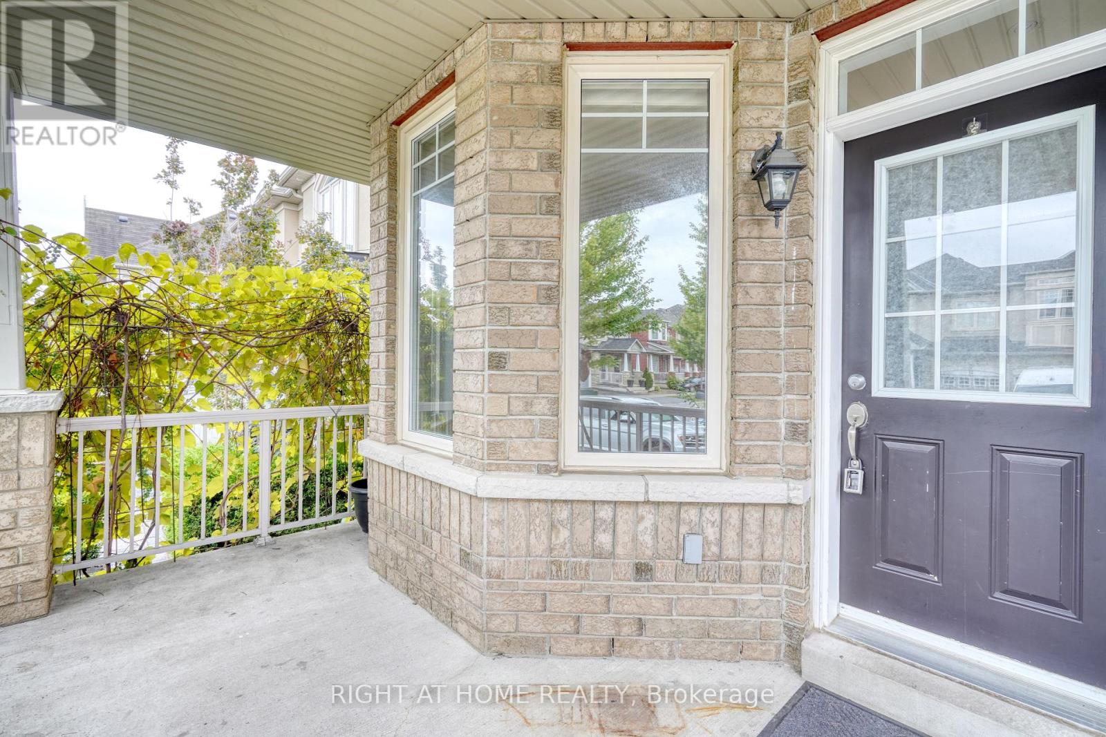 Property at 20 SEIFFER CRESCENT image 2