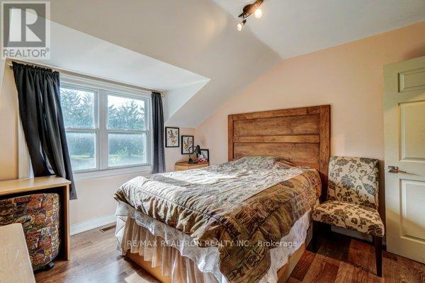 3930 Yonge Street, Bradford West Gwillimbury, Ontario  L3Z 3X6 - Photo 17 - N12367239