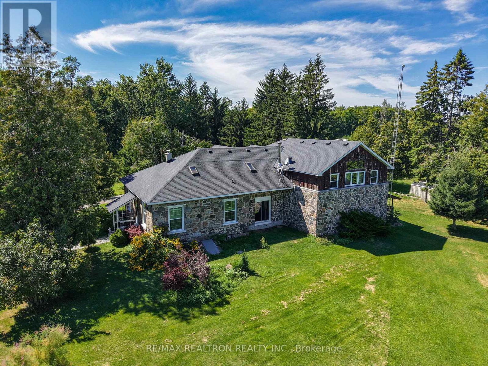 3930 Yonge Street, Bradford West Gwillimbury, Ontario  L3Z 3X6 - Photo 3 - N12367239