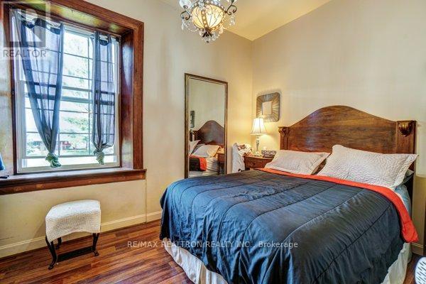 3930 Yonge Street, Bradford West Gwillimbury, Ontario  L3Z 3X6 - Photo 8 - N12367239