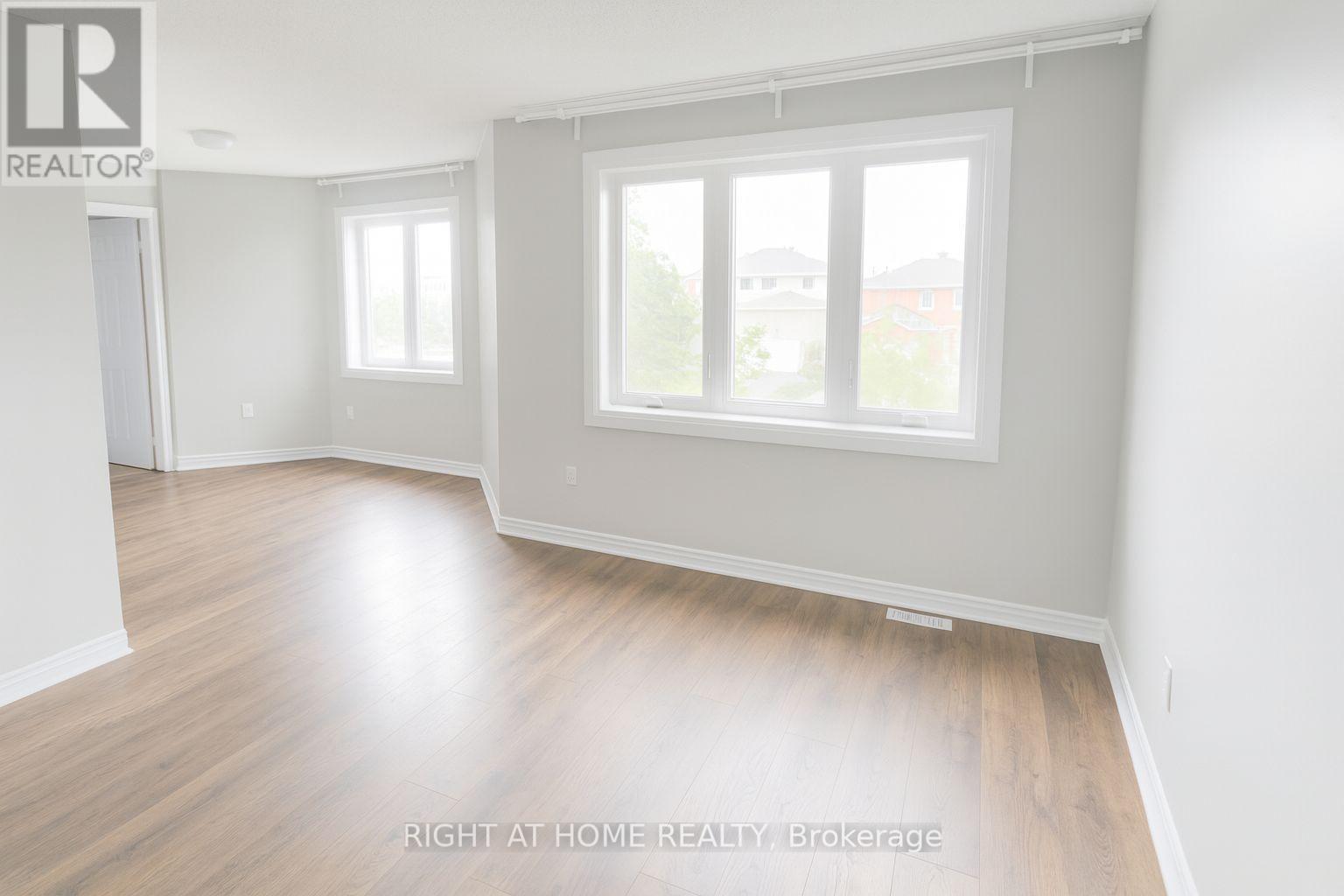 17 Kelsey Crescent, Barrie, Ontario  L4N 0J7 - Photo 13 - S12367278