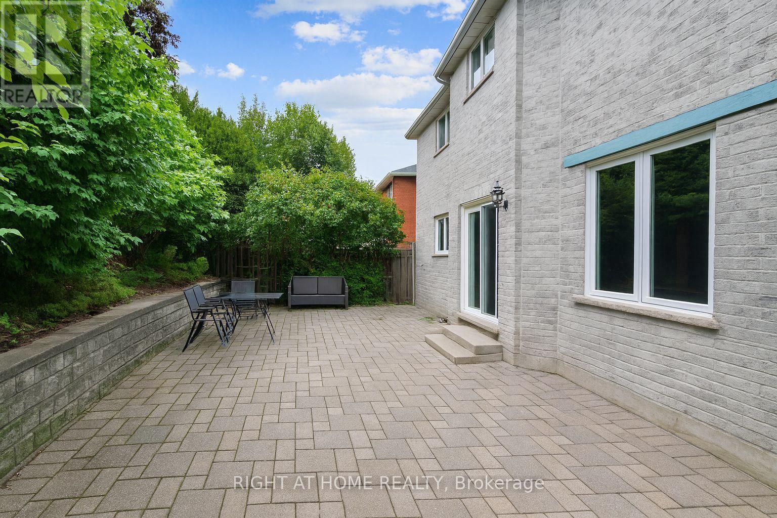 17 Kelsey Crescent, Barrie, Ontario  L4N 0J7 - Photo 21 - S12367278