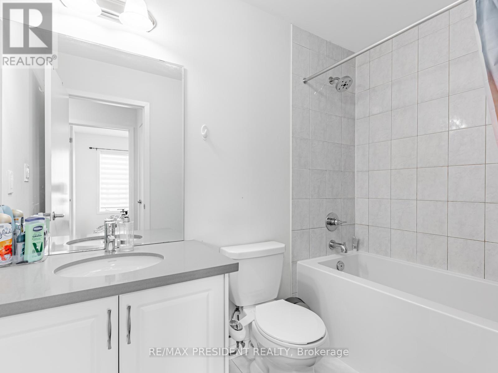 51 Lambert Lane, Caledon, Ontario  L7E 4M4 - Photo 20 - W12367302