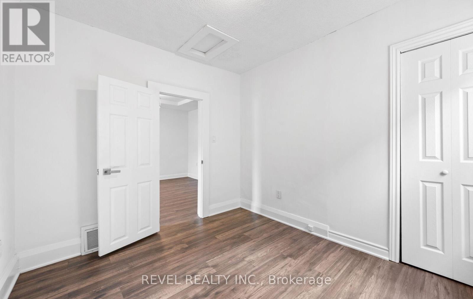Main Floor - 69 Rockcliffe Boulevard E, Toronto, Ontario  M6N 4R4 - Photo 18 - W12367303