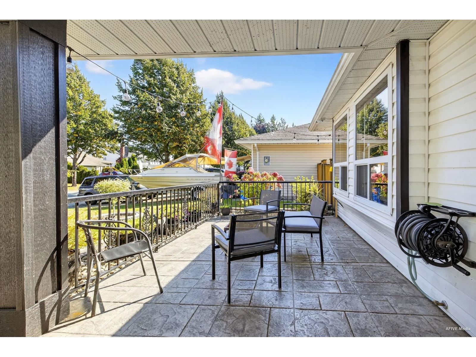 13454 59b Avenue, Surrey, British Columbia  V3X 1L1 - Photo 5 - R3040892