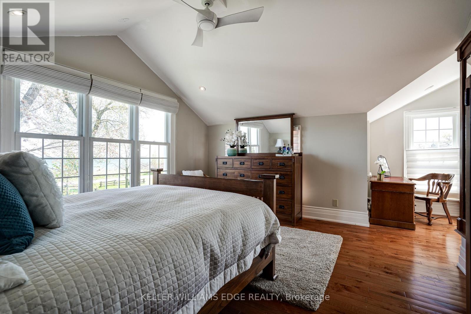 849 Beach Boulevard, Hamilton, Ontario  L8H 6Z5 - Photo 25 - X12367307
