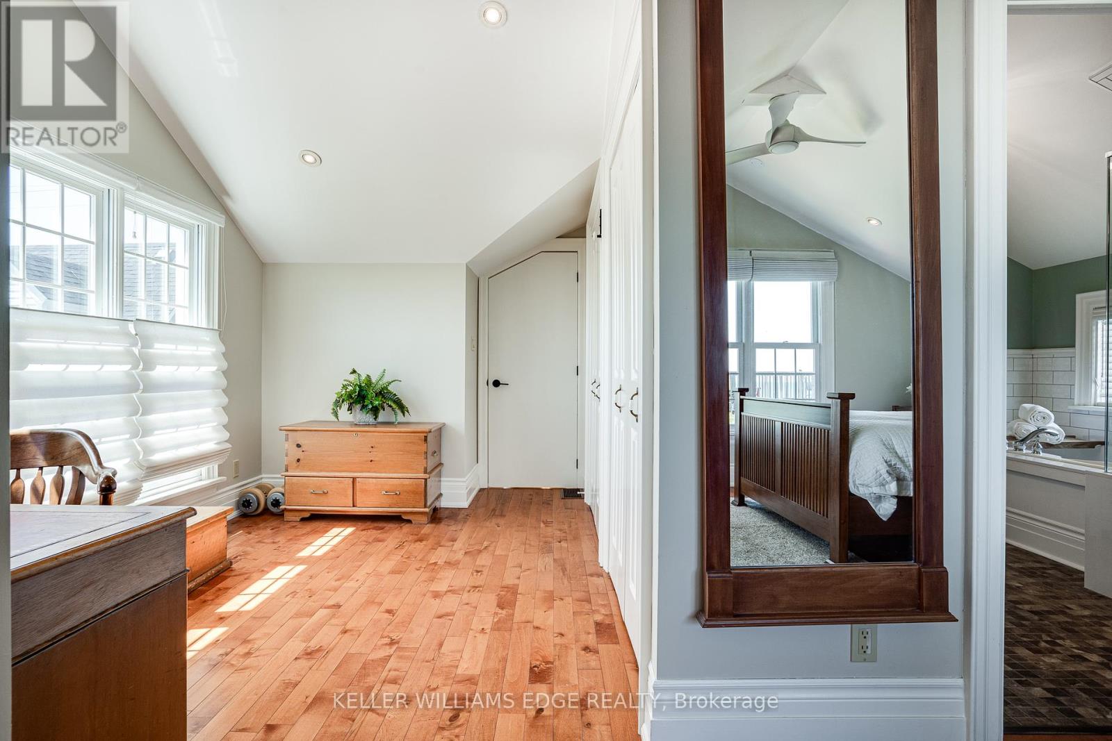 849 Beach Boulevard, Hamilton, Ontario  L8H 6Z5 - Photo 30 - X12367307