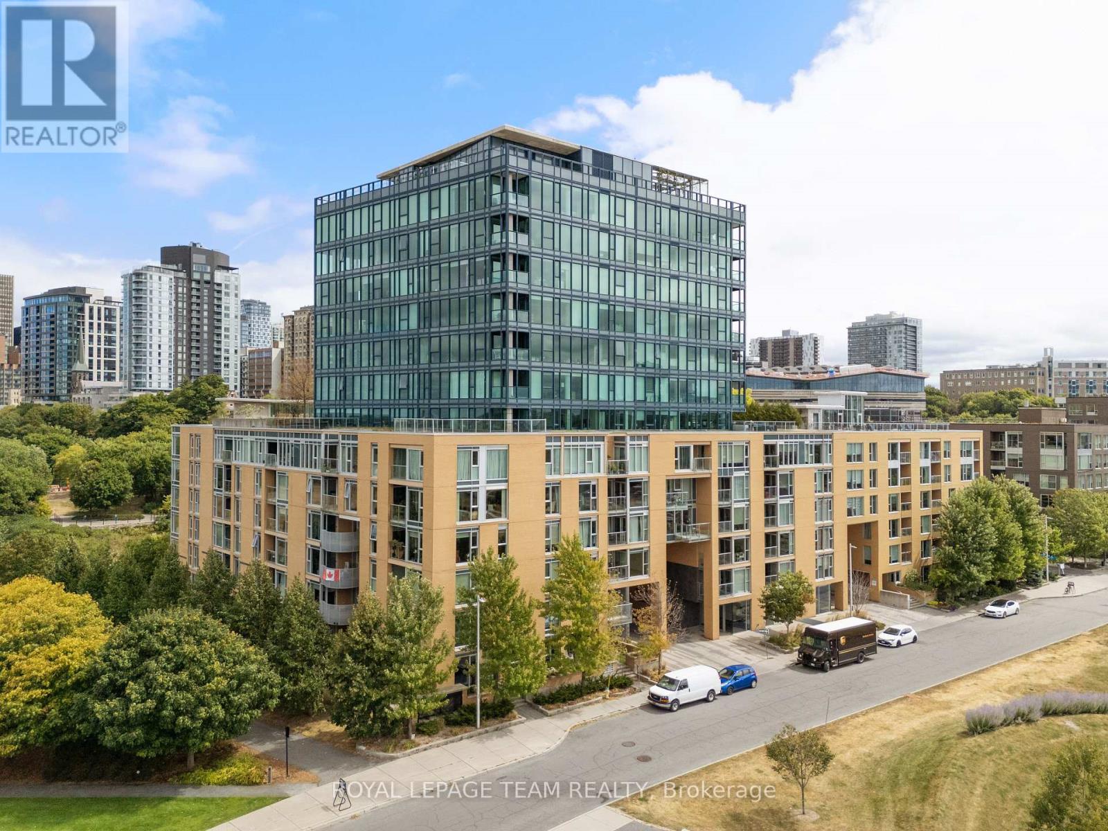 303 - 200 LETT STREET, Ottawa, Ontario