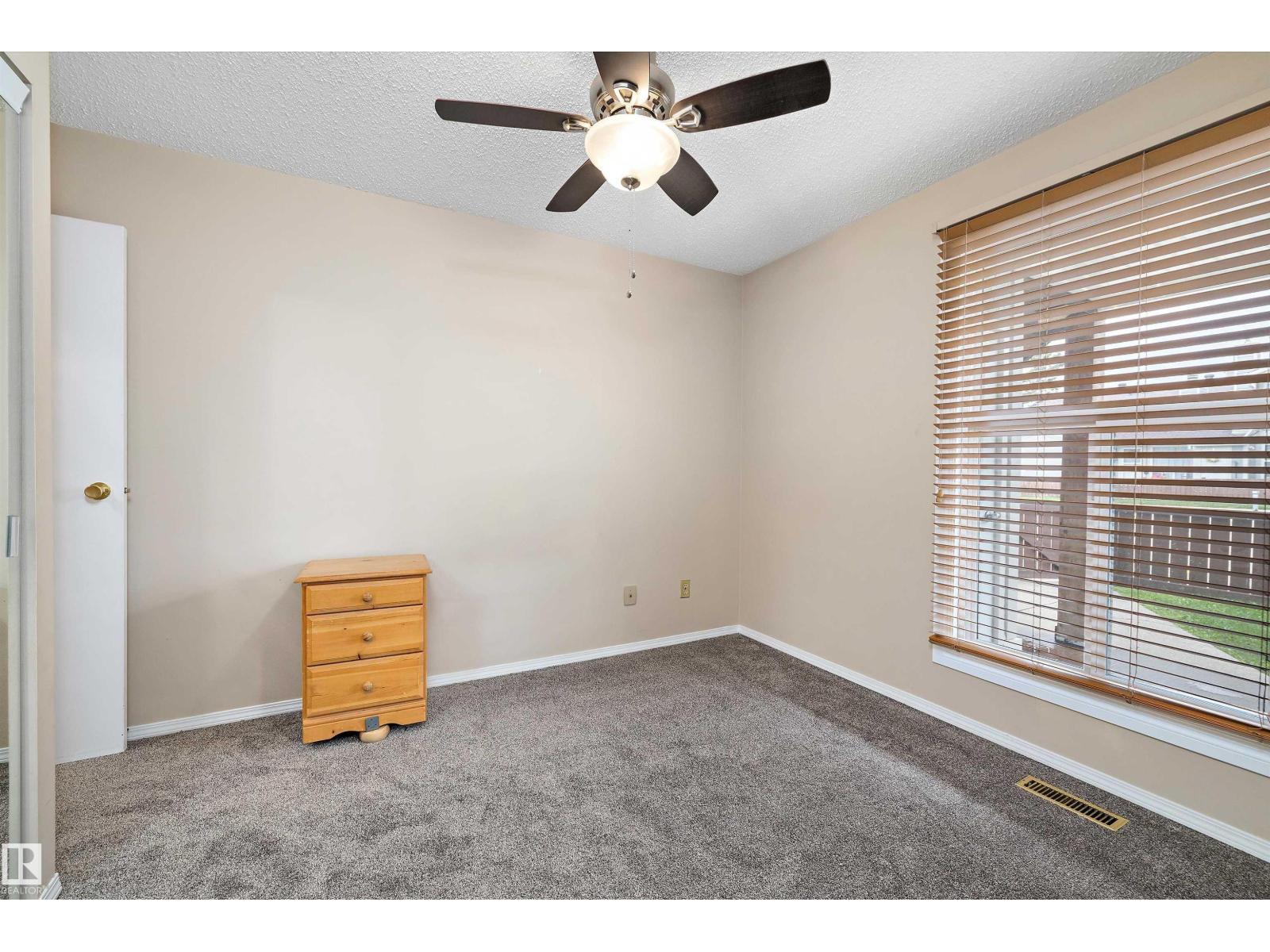 2326 151 Av Nw, Edmonton, Alberta  T5Y 2L1 - Photo 19 - E4452258