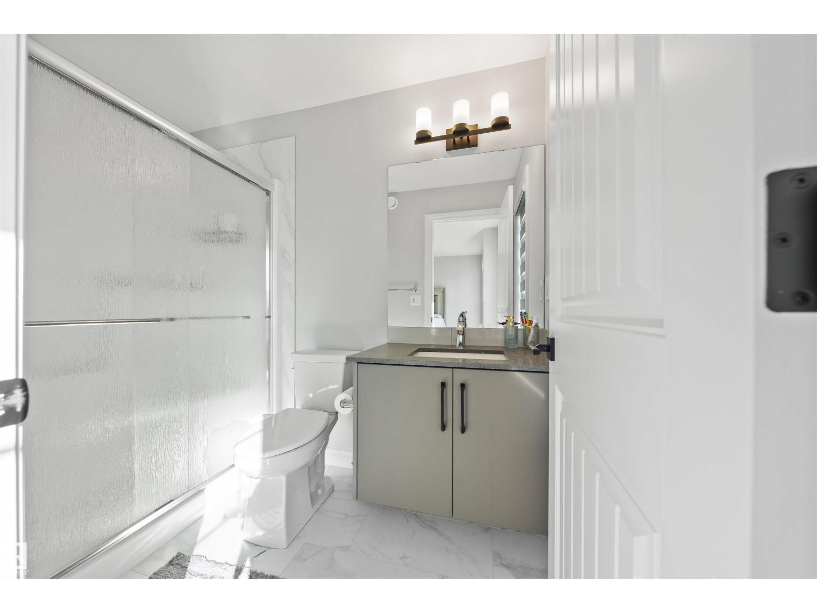 1212 14 Av Nw Nw, Edmonton, Alberta  T6T 2W2 - Photo 3 - E4454916