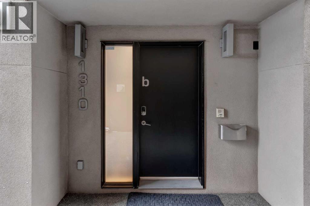 Property at B, 1310 Gladstone Road NW image 2