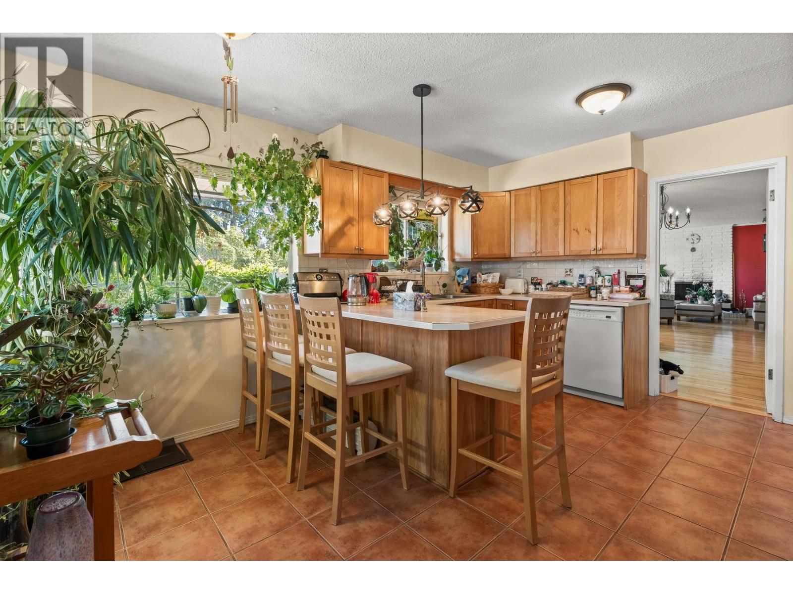 1422 Kilmer Road, North Vancouver, British Columbia  V7K 1R2 - Photo 14 - R3040647
