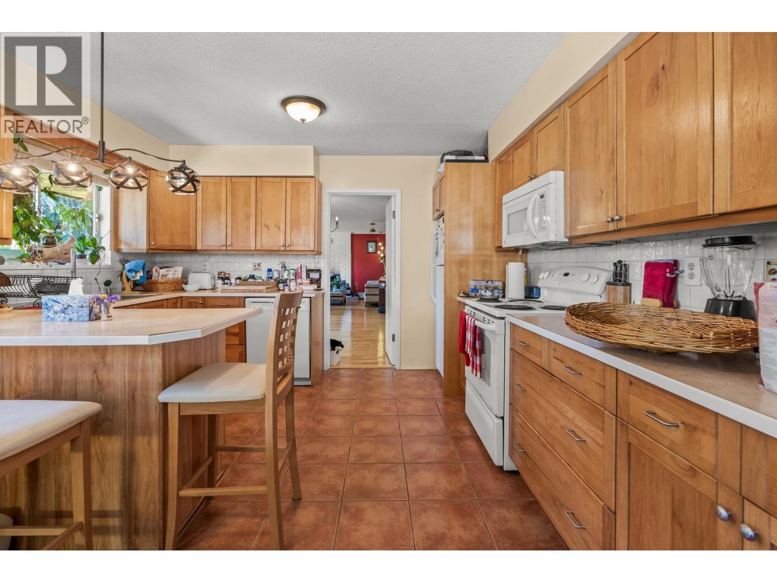 1422 Kilmer Road, North Vancouver, British Columbia  V7K 1R2 - Photo 15 - R3040647