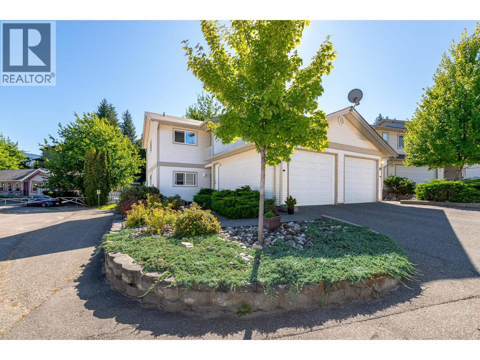 171 17 Street SE Unit# 37, Salmon Arm, British Columbia