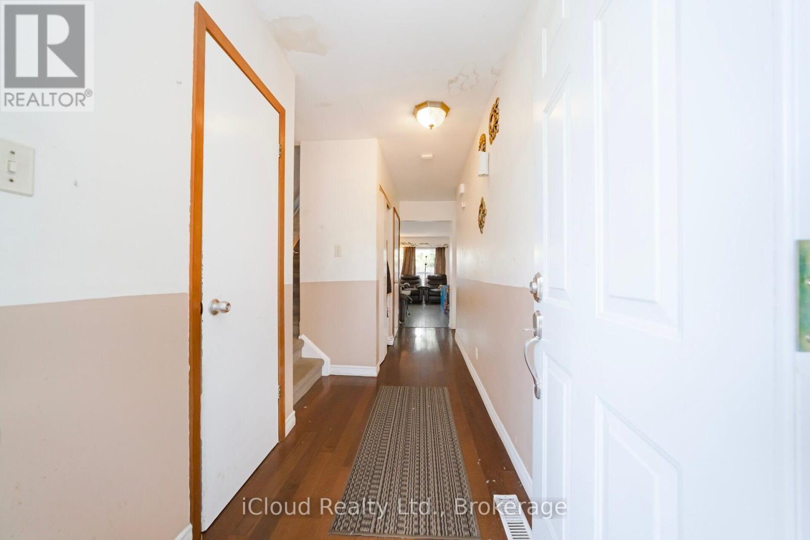 25 - 25 Vodden Court, Brampton, Ontario  L6V 2V7 - Photo 12 - W12367109