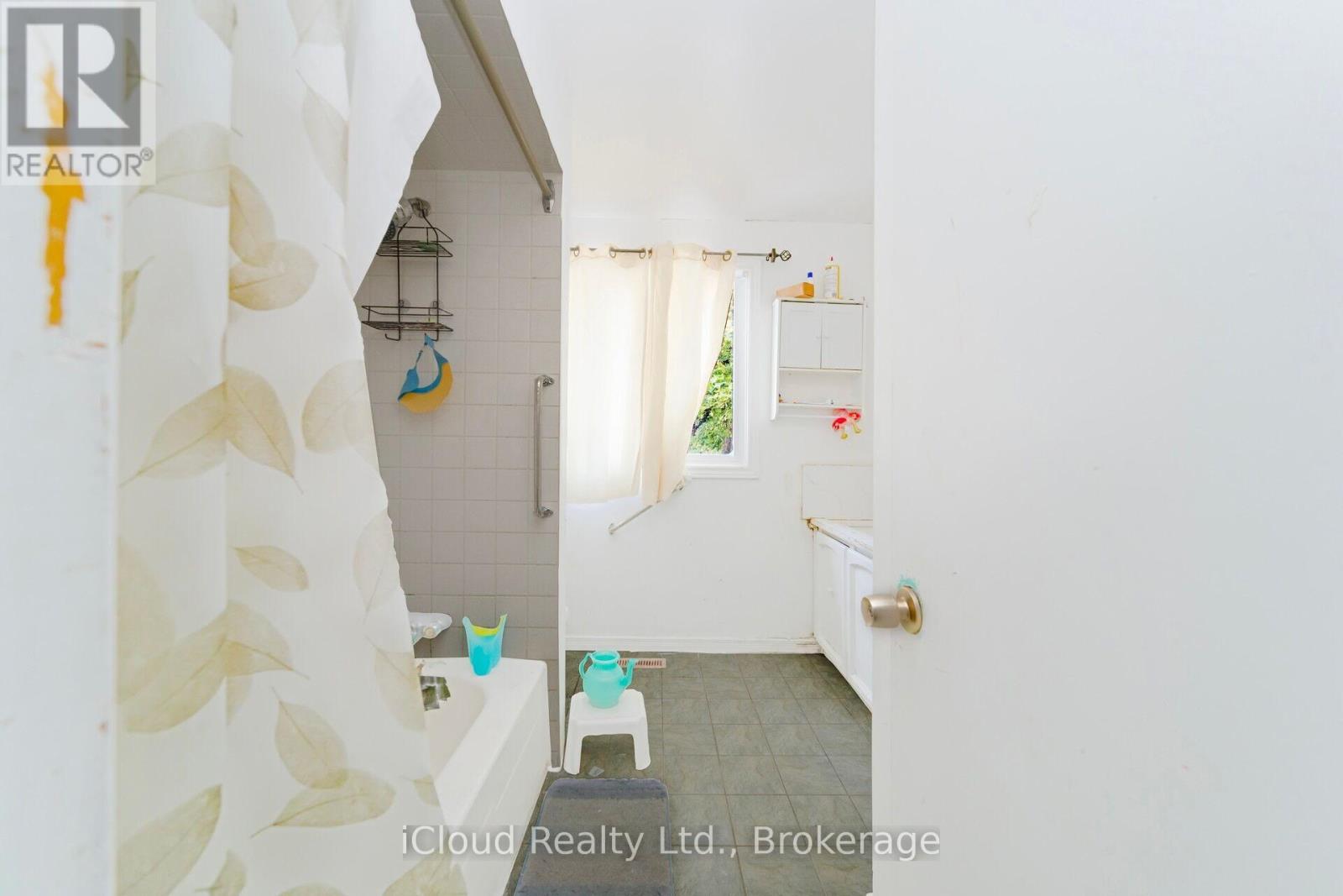 25 - 25 Vodden Court, Brampton, Ontario  L6V 2V7 - Photo 14 - W12367109
