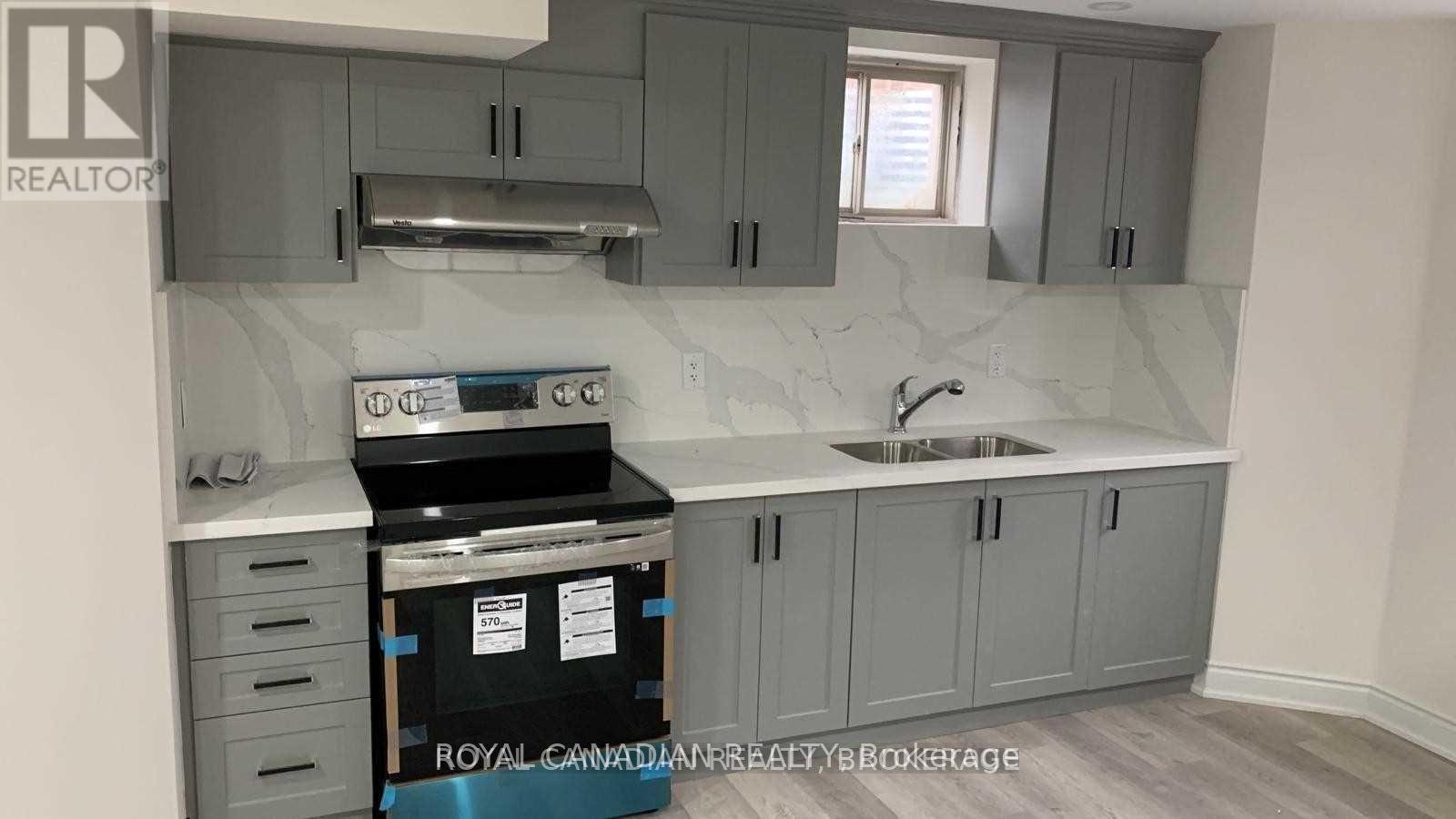 Bsmt - 3 Bushwood Trail, Brampton, Ontario  L7A 5J7 - Photo 3 - W12367340