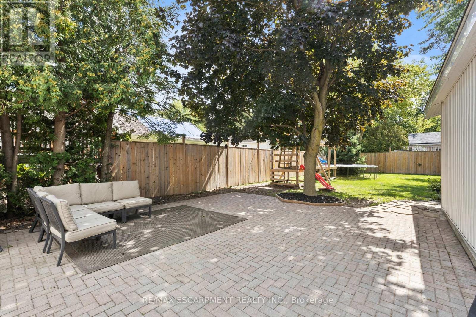 206 Niagara Falls Road, Thorold, Ontario L2V 1H9 - Photo 20 - X12367325