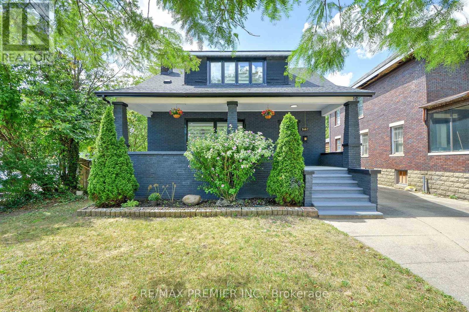 1467 Ouellette Avenue, Windsor, Ontario  N8X 1K1 - Photo 2 - X12367329