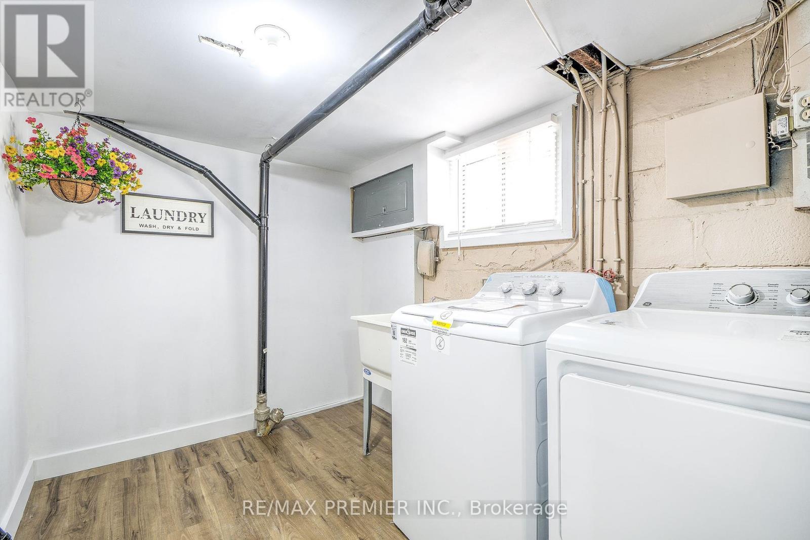 1467 Ouellette Avenue, Windsor, Ontario  N8X 1K1 - Photo 38 - X12367329