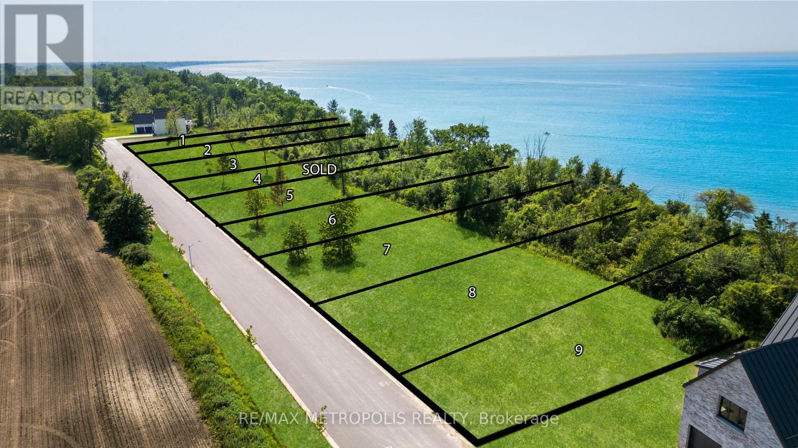 7073 Blue Coast Heights, Plympton-Wyoming, Ontario  N0N 1E0 - Photo 37 - X12367351