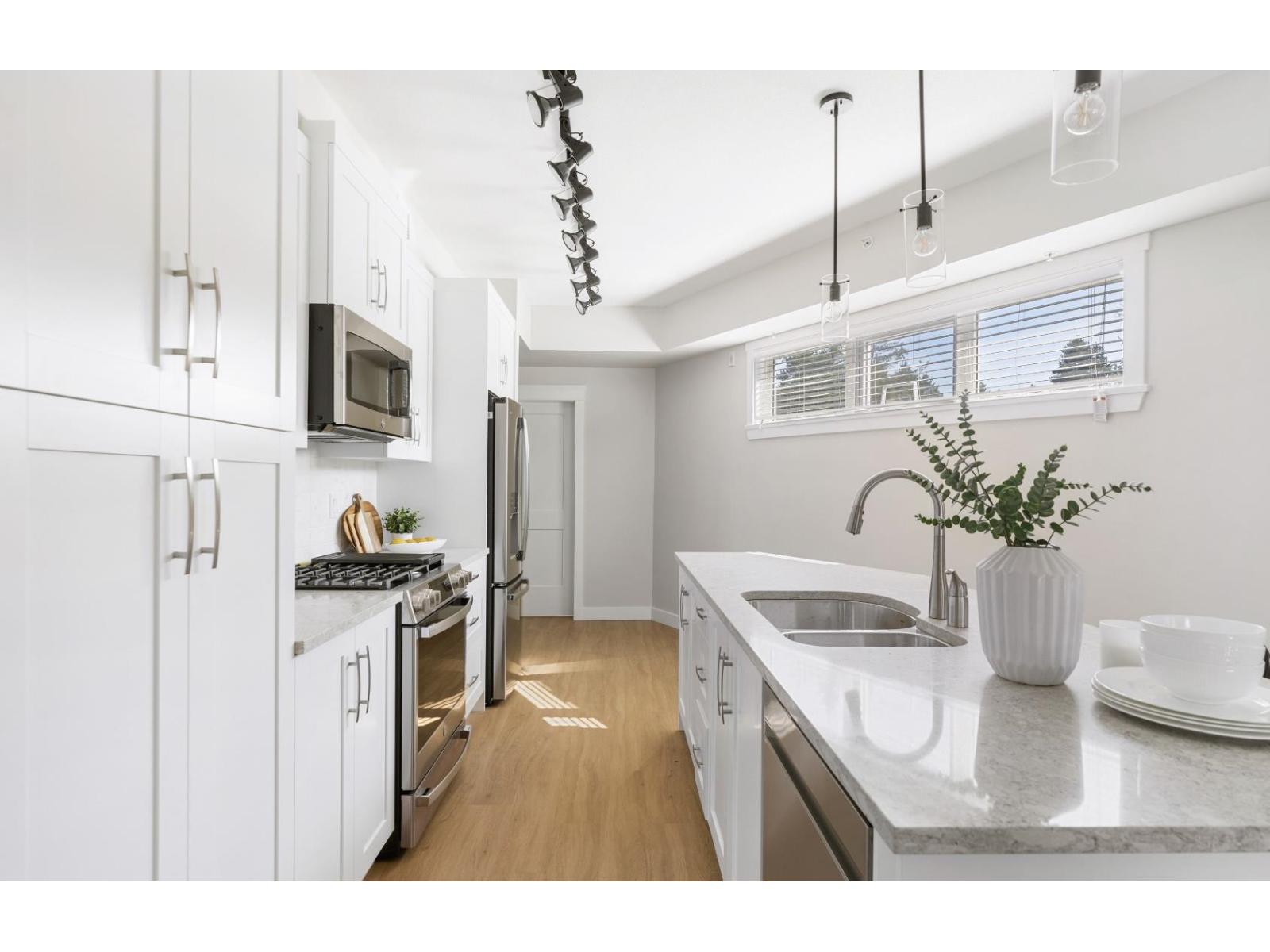 A416 8233 208b Street, Langley, British Columbia  V0V 0V0 - Photo 3 - R3040945