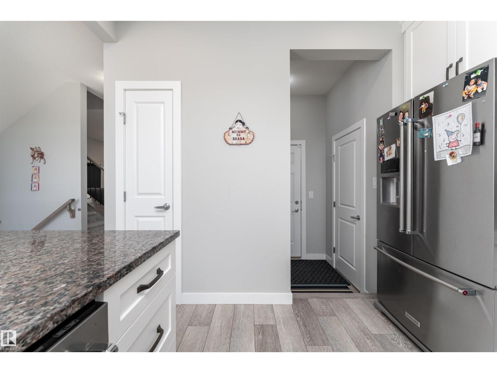 20115 15 Av Nw, Edmonton, Alberta  T6M 1L6 - Photo 11 - E4454922