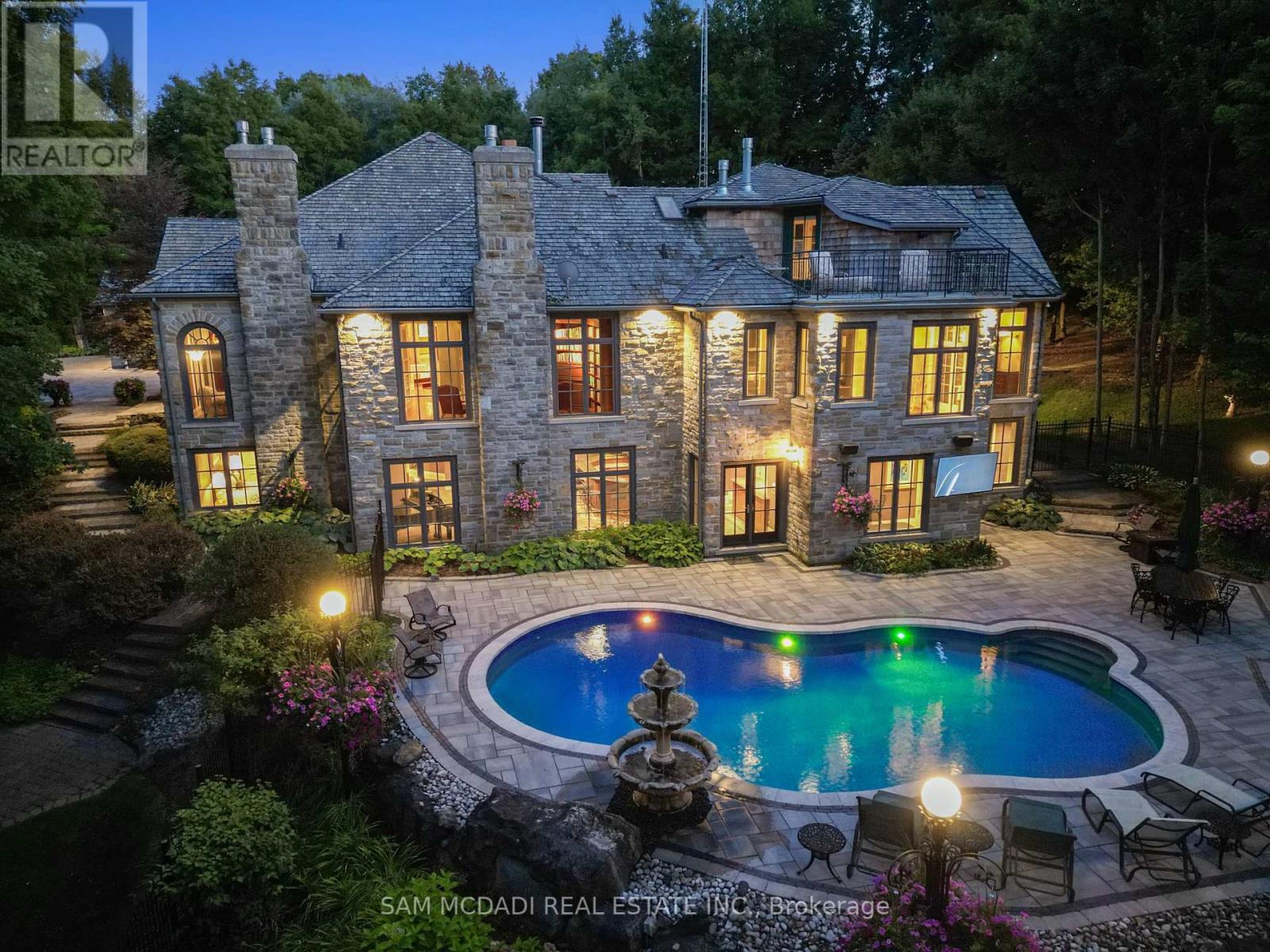 10140 Pineview Trail, Milton, Ontario  L0P 1B0 - Photo 44 - W12366641