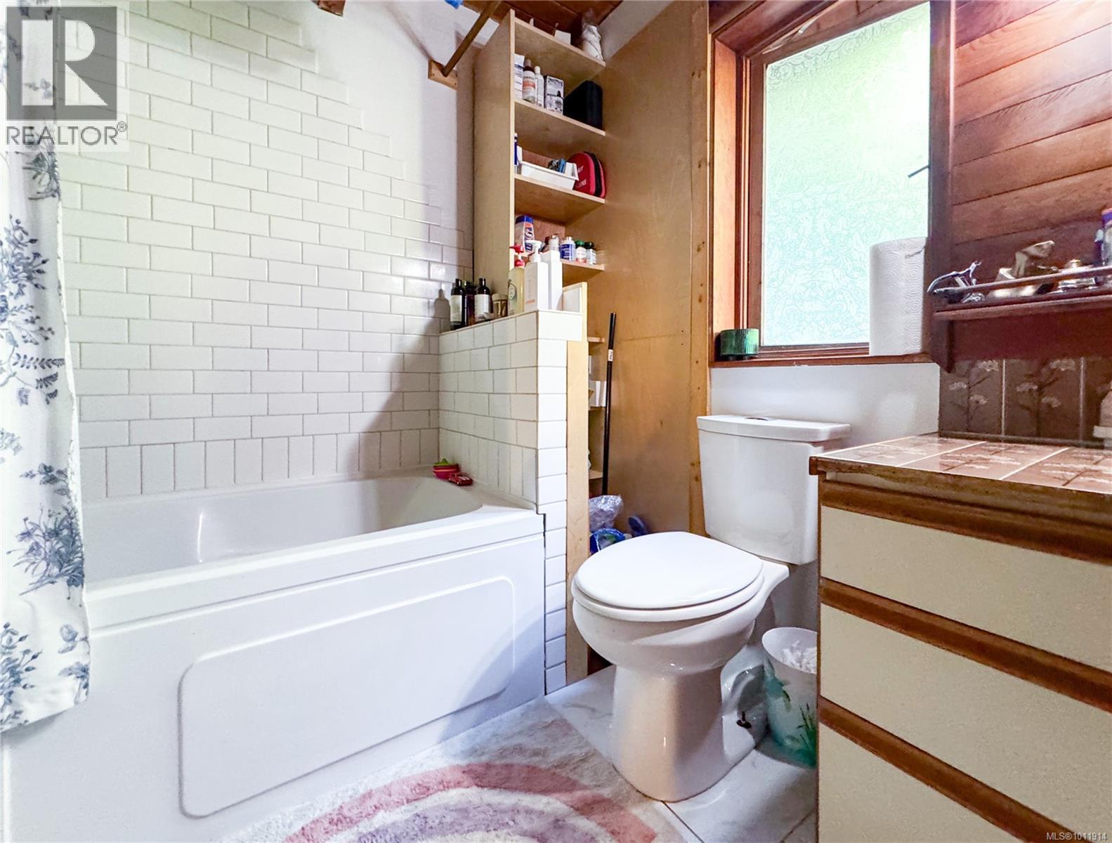 1545 Whalebone Dr, Gabriola Island, British Columbia  V0R 1X5 - Photo 11 - 1011914