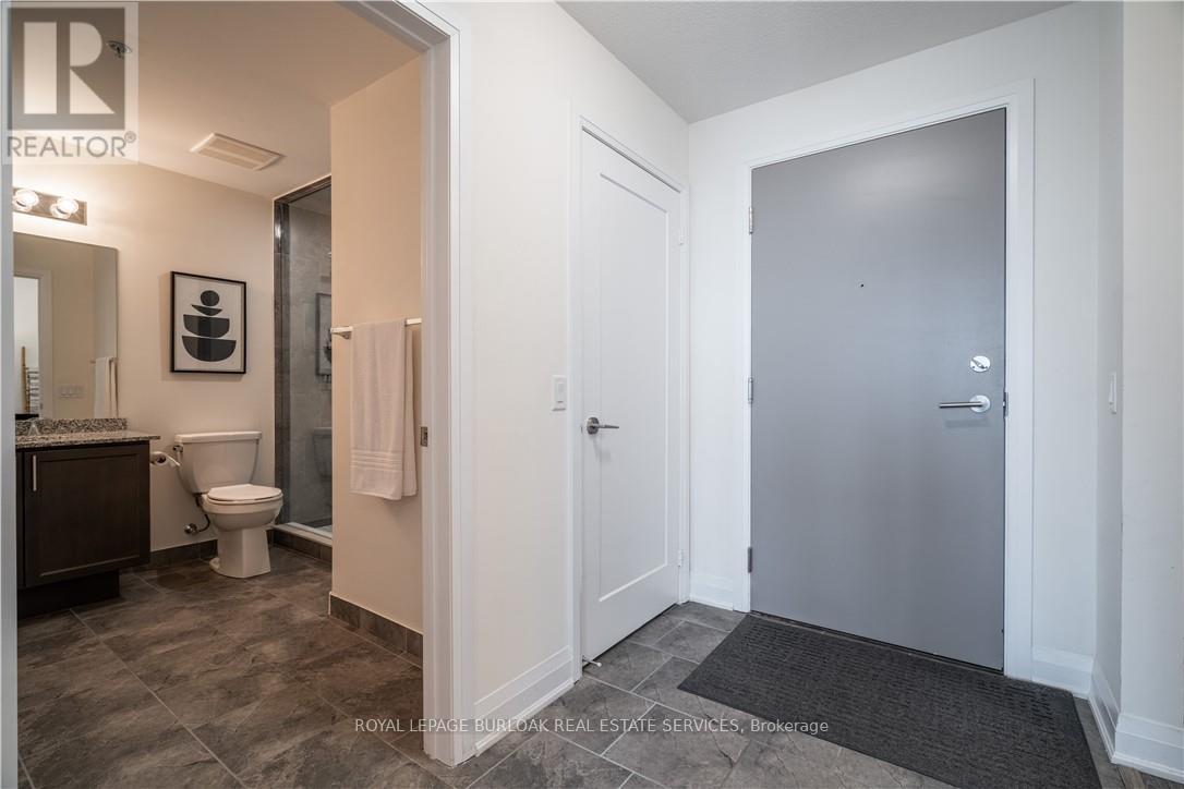 426 - 16 Concord Place, Grimsby, Ontario  L3M 0J1 - Photo 2 - X12367357