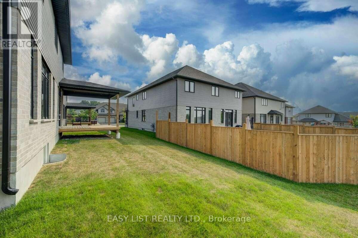 57 Bricker Avenue, Centre Wellington, Ontario  N0B 1S0 - Photo 7 - X12367398