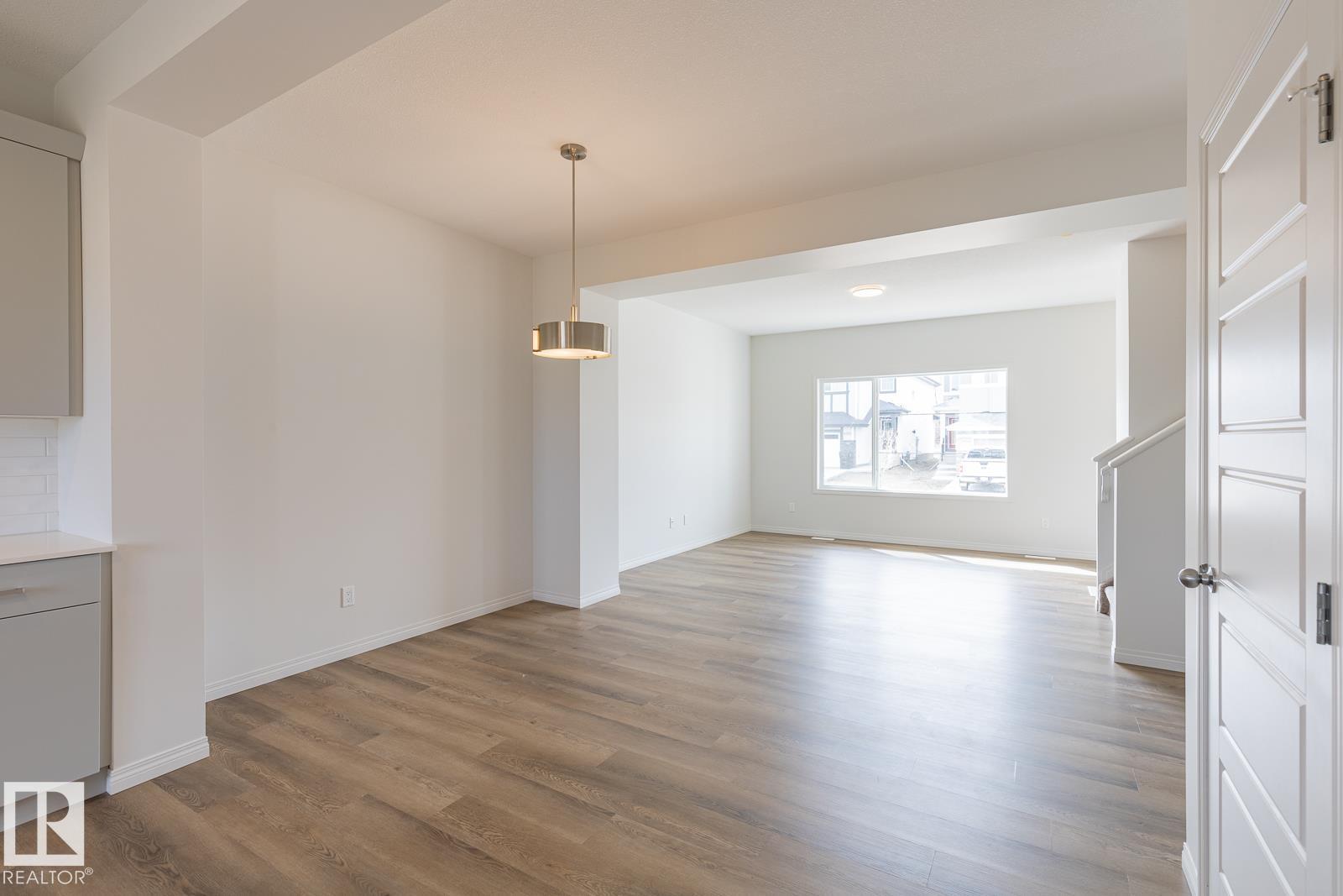 6258 175a Av Nw, Edmonton, Alberta  T5Y 4A5 - Photo 5 - E4454145