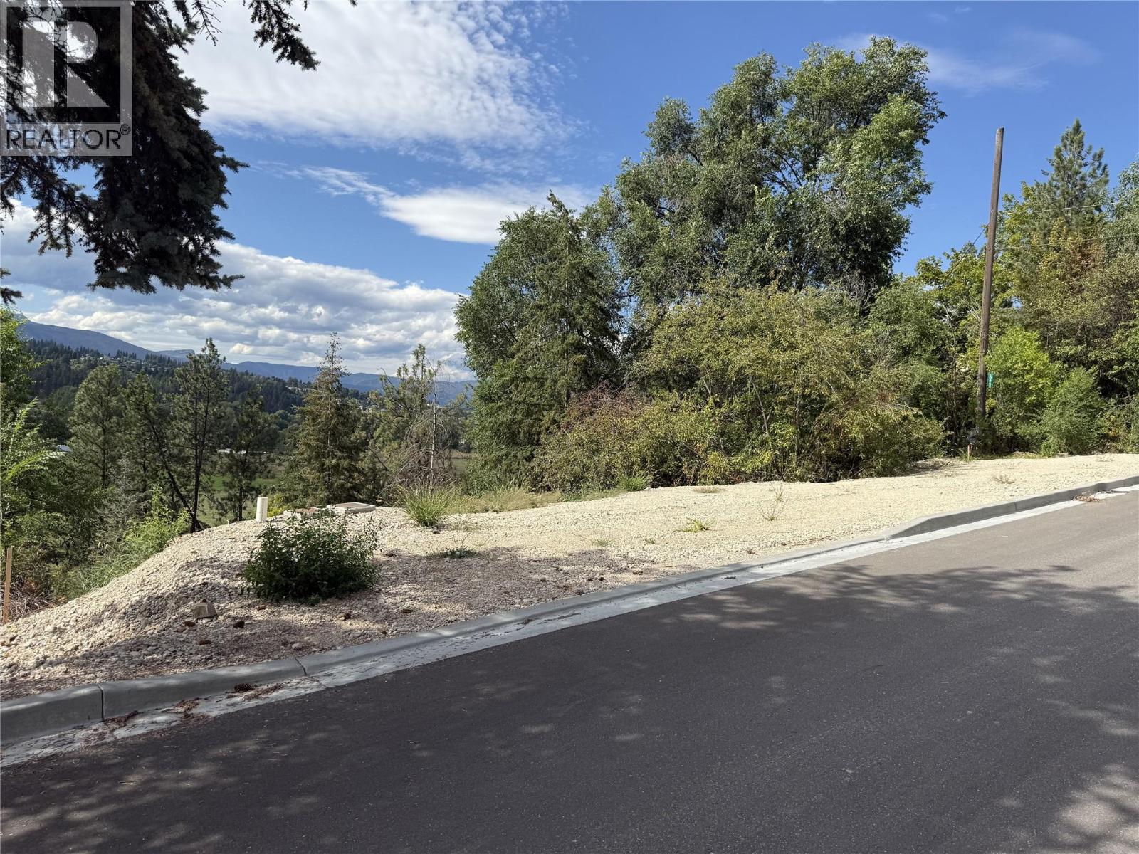 Proposed lot C -10544 Bonnie Drive Lake Country Photo 3