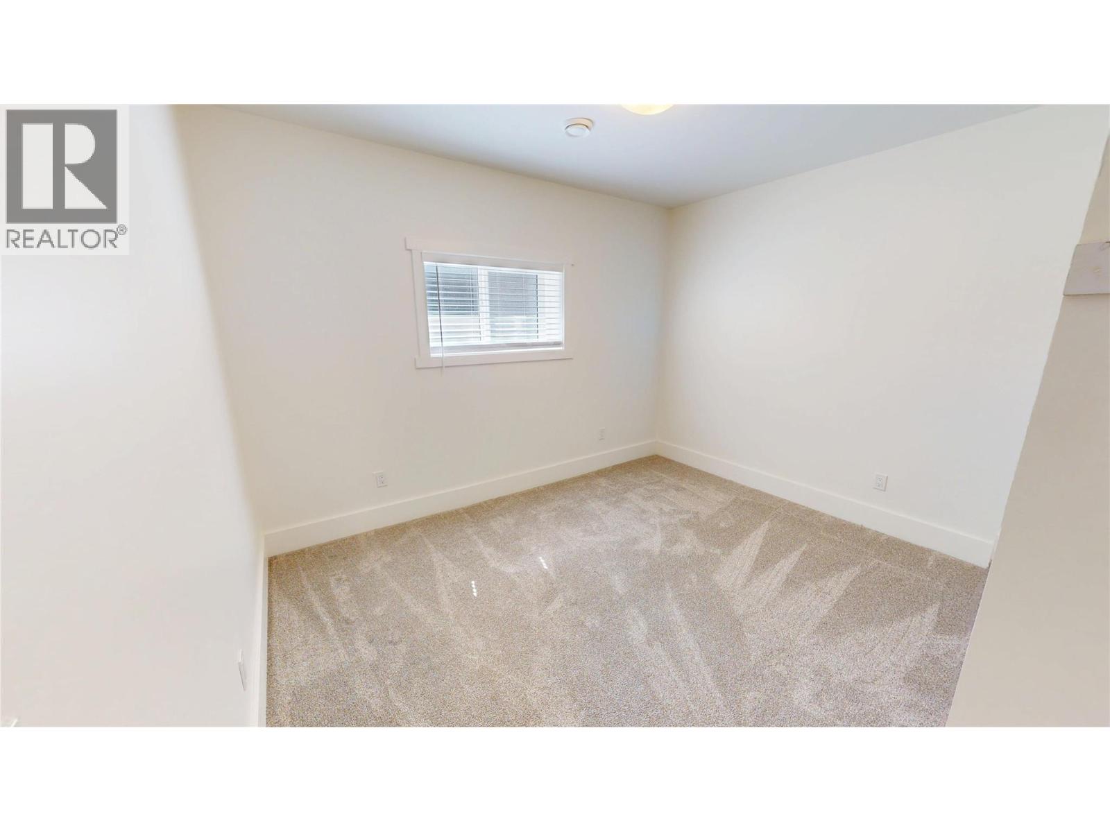 4760 Willow Avenue, Canal Flats, British Columbia  V0B 1B0 - Photo 23 - 10360852