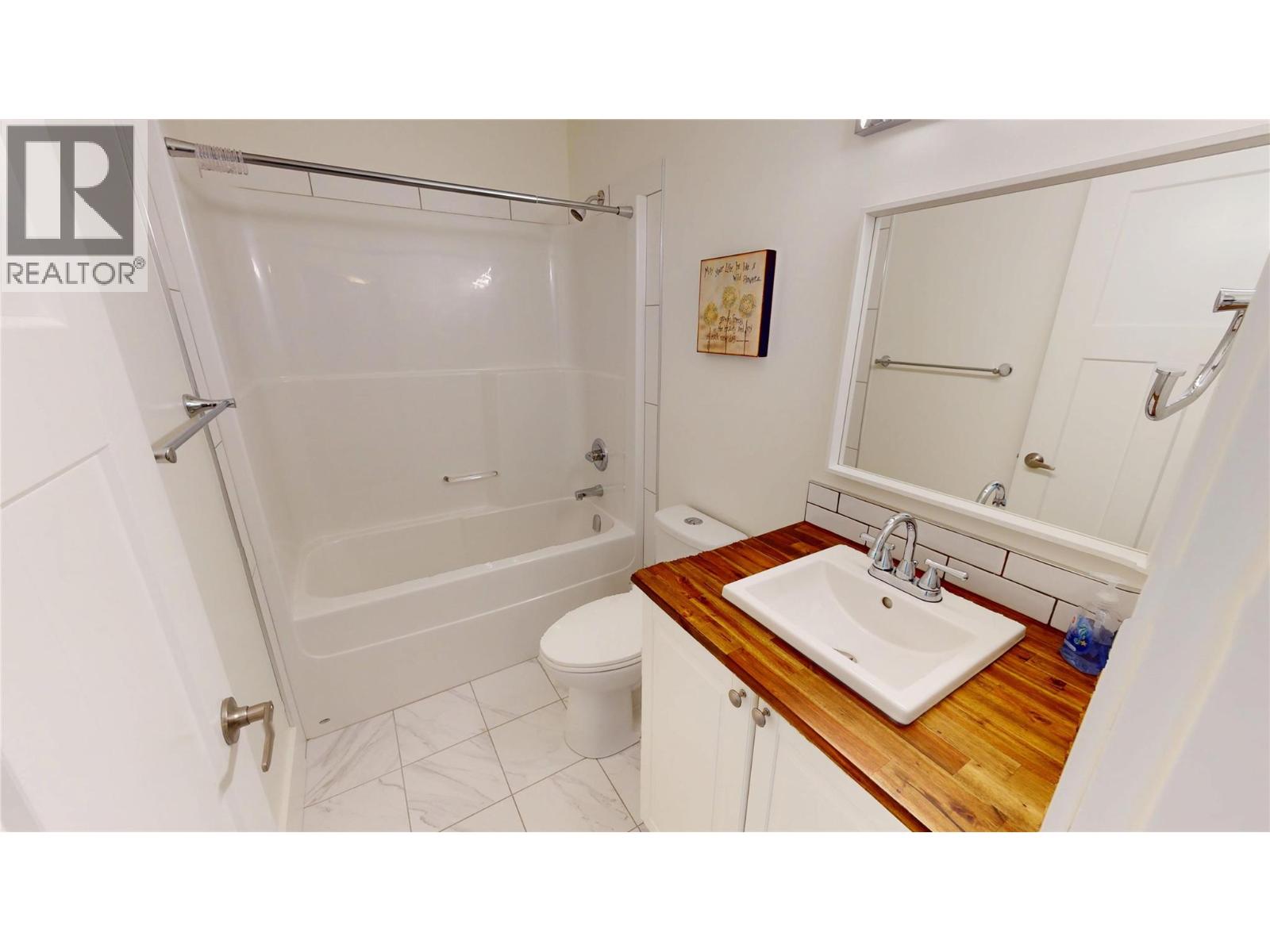 4760 Willow Avenue, Canal Flats, British Columbia  V0B 1B0 - Photo 22 - 10360852