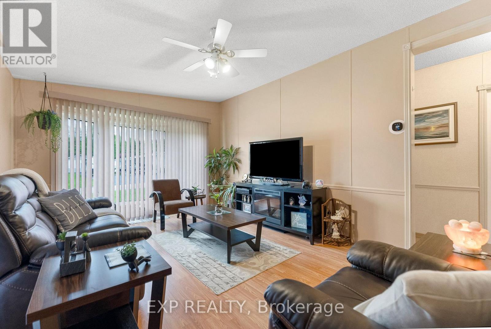 25 Sunset Lane, Horton, Ontario  K7V 0A5 - Photo 13 - X12367402