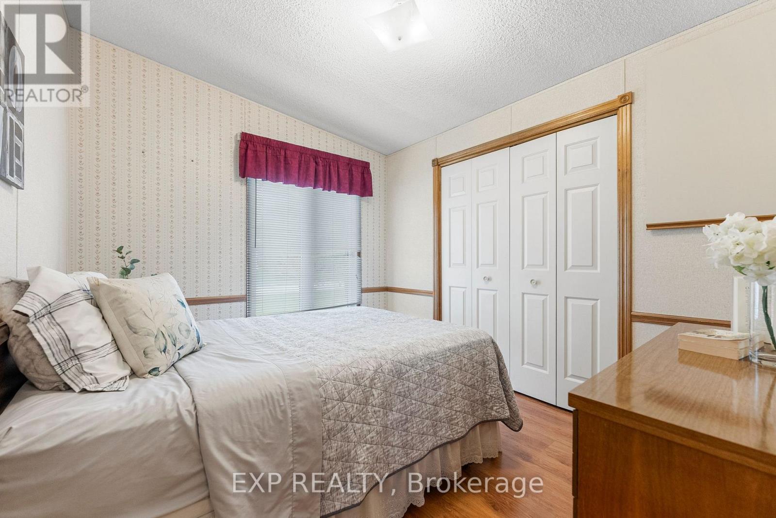 25 Sunset Lane, Horton, Ontario  K7V 0A5 - Photo 18 - X12367402