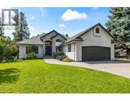 1687 Spruceglen Drive, kelowna, British Columbia