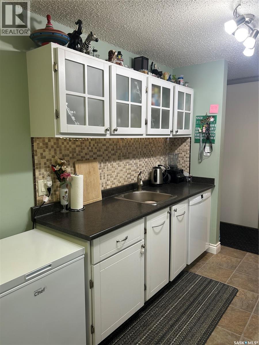 Property at 215 111 WEDGE ROAD image 2