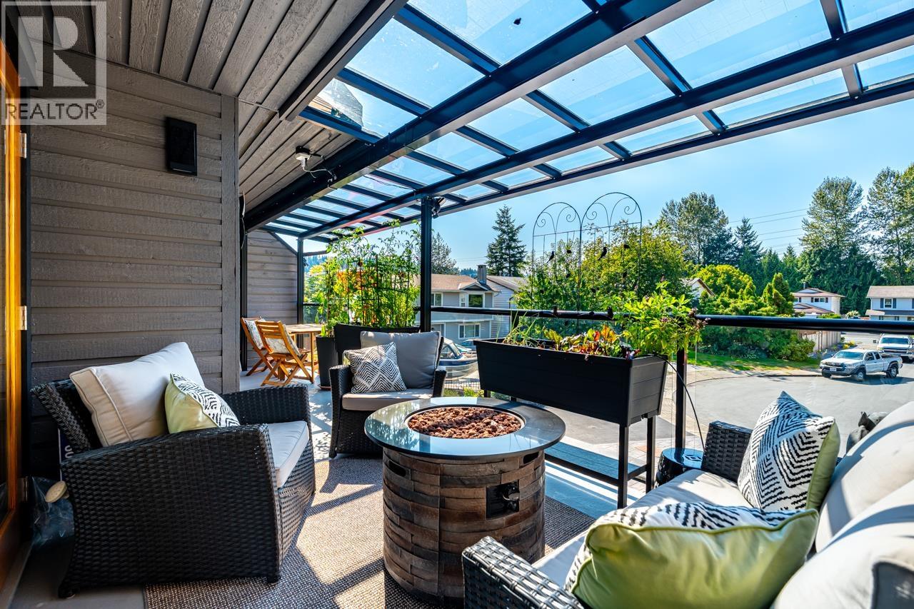 2674 Sparrow Court, Coquitlam, British Columbia  V3E 1G9 - Photo 9 - R3041027