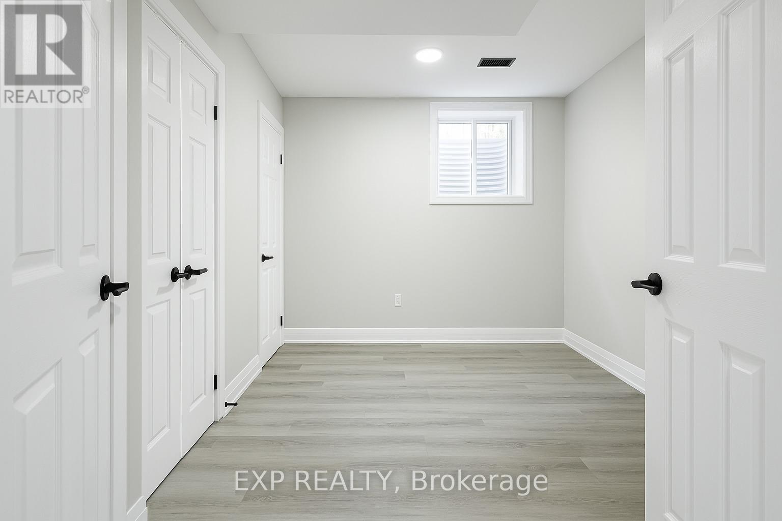 Lower - 240 Purple Sage Crescent, Kitchener, Ontario  N2E 4G5 - Photo 10 - X12336126