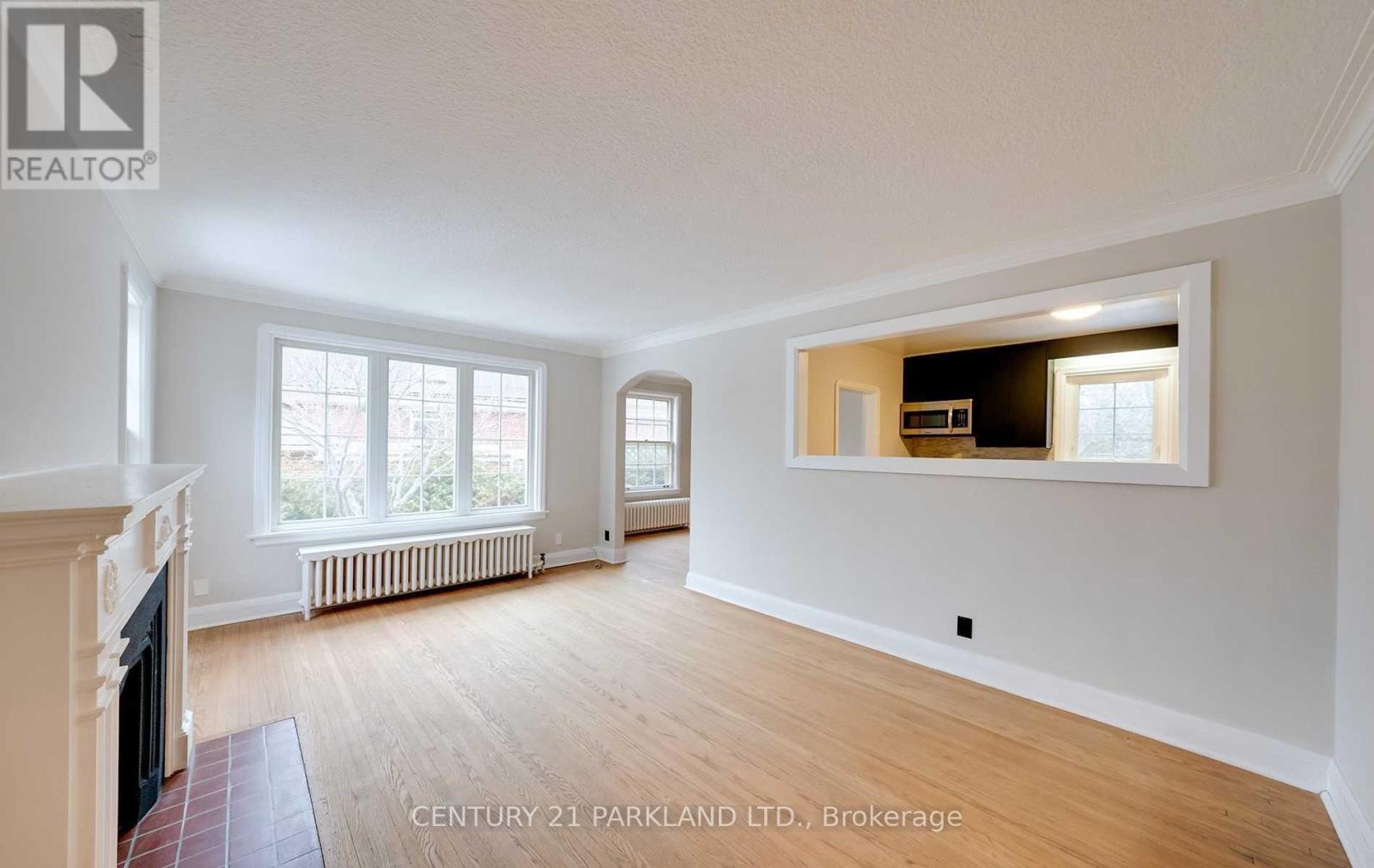 3 Parkview Heights, Toronto, Ontario  M1N 2V5 - Photo 5 - E12367436