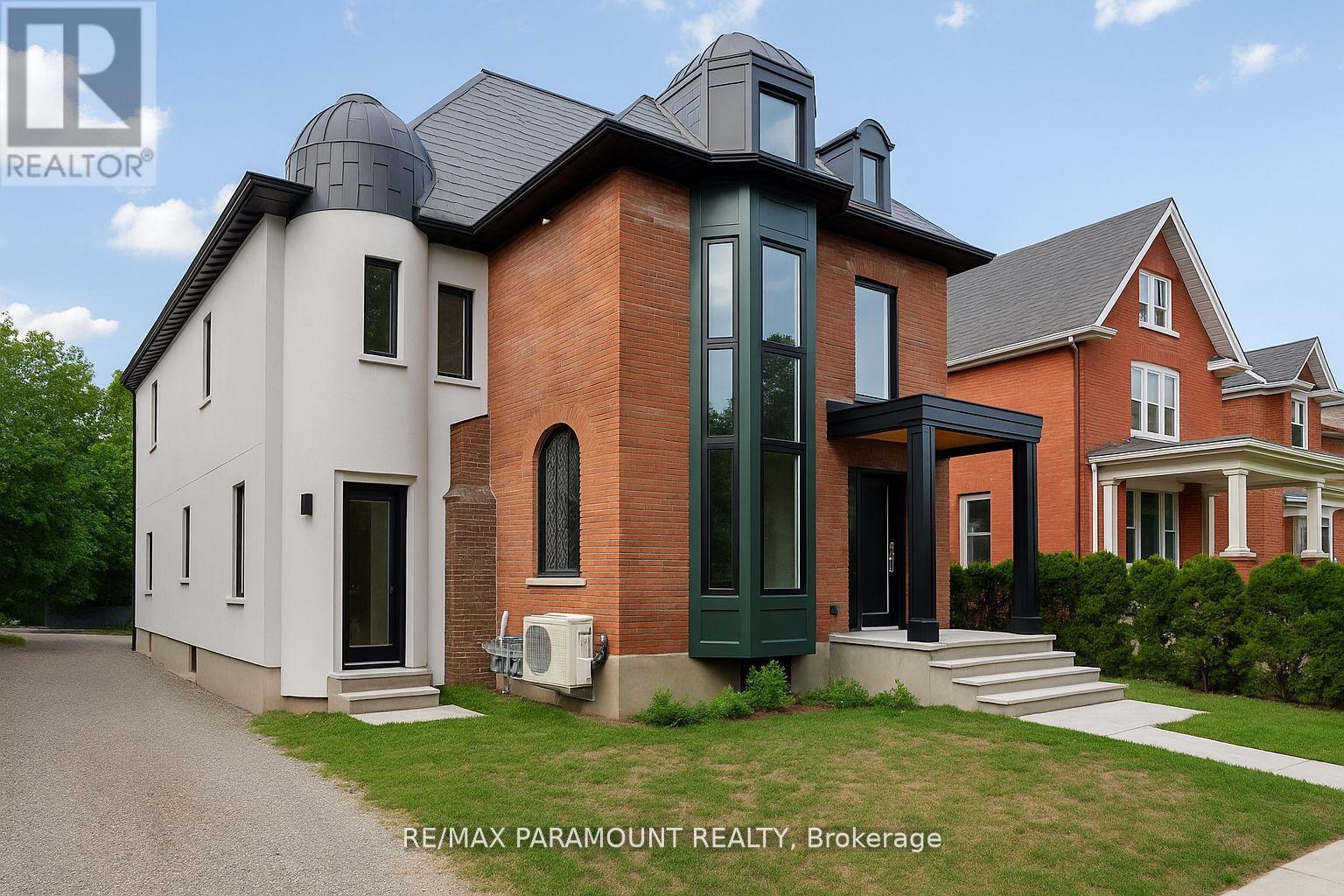 2 - 136 High Park Avenue, Toronto, Ontario  M6P 2S4 - Photo 1 - W12367428
