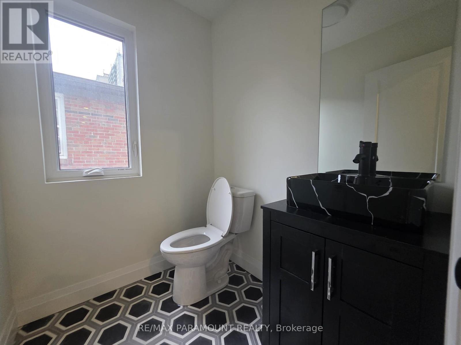2 - 136 High Park Avenue, Toronto, Ontario  M6P 2S4 - Photo 5 - W12367428