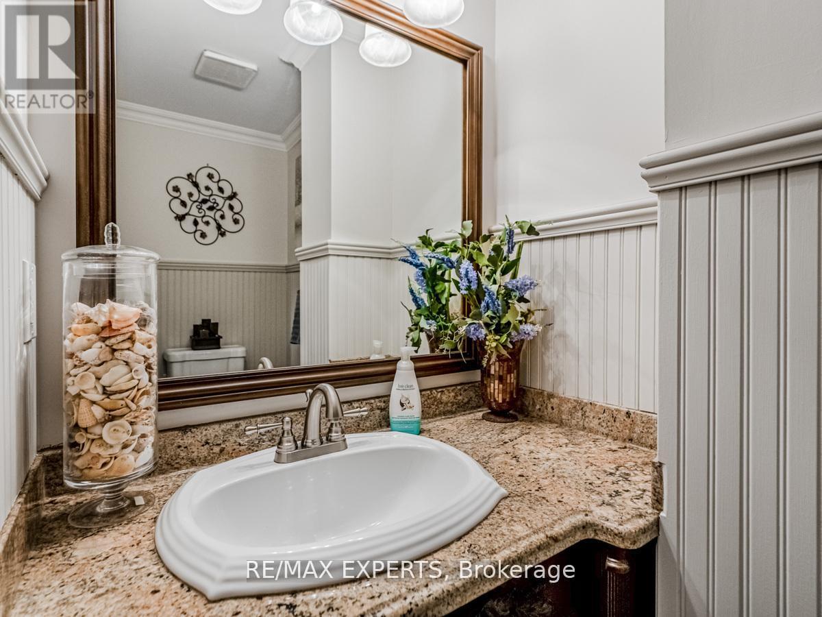 31 Pembrook Street, Caledon, Ontario  L7E 1L5 - Photo 16 - W12367430