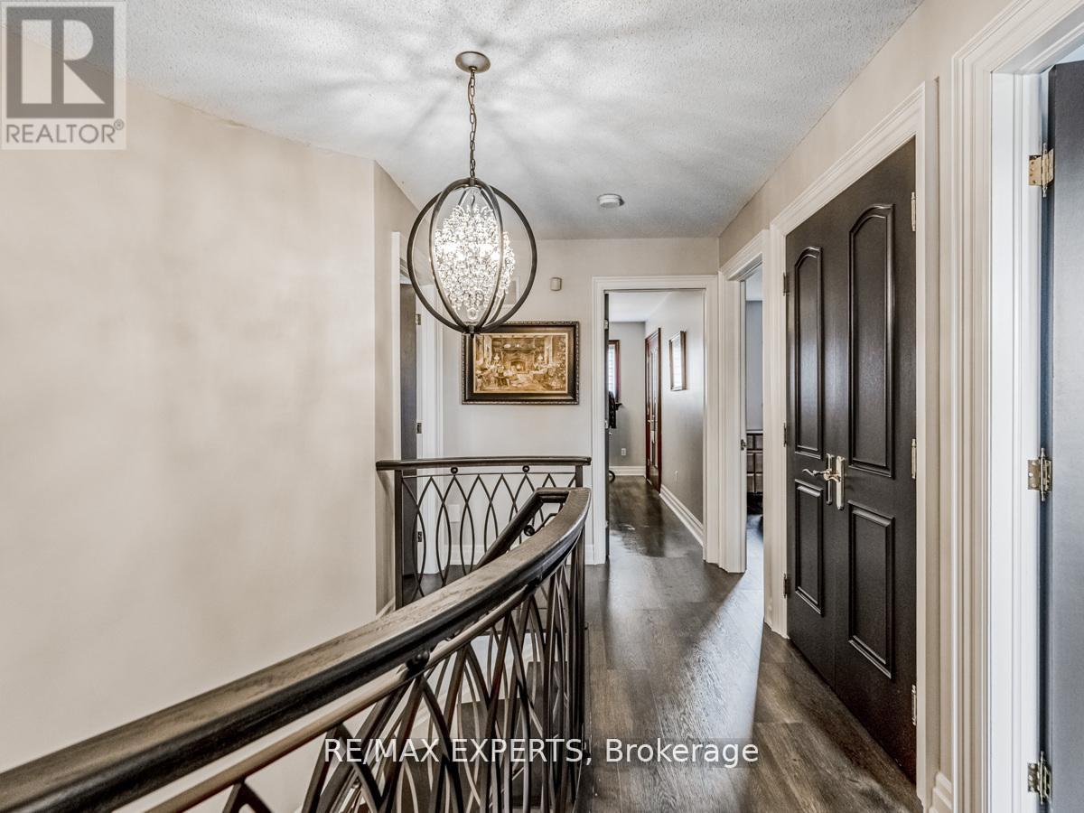 31 Pembrook Street, Caledon, Ontario  L7E 1L5 - Photo 17 - W12367430