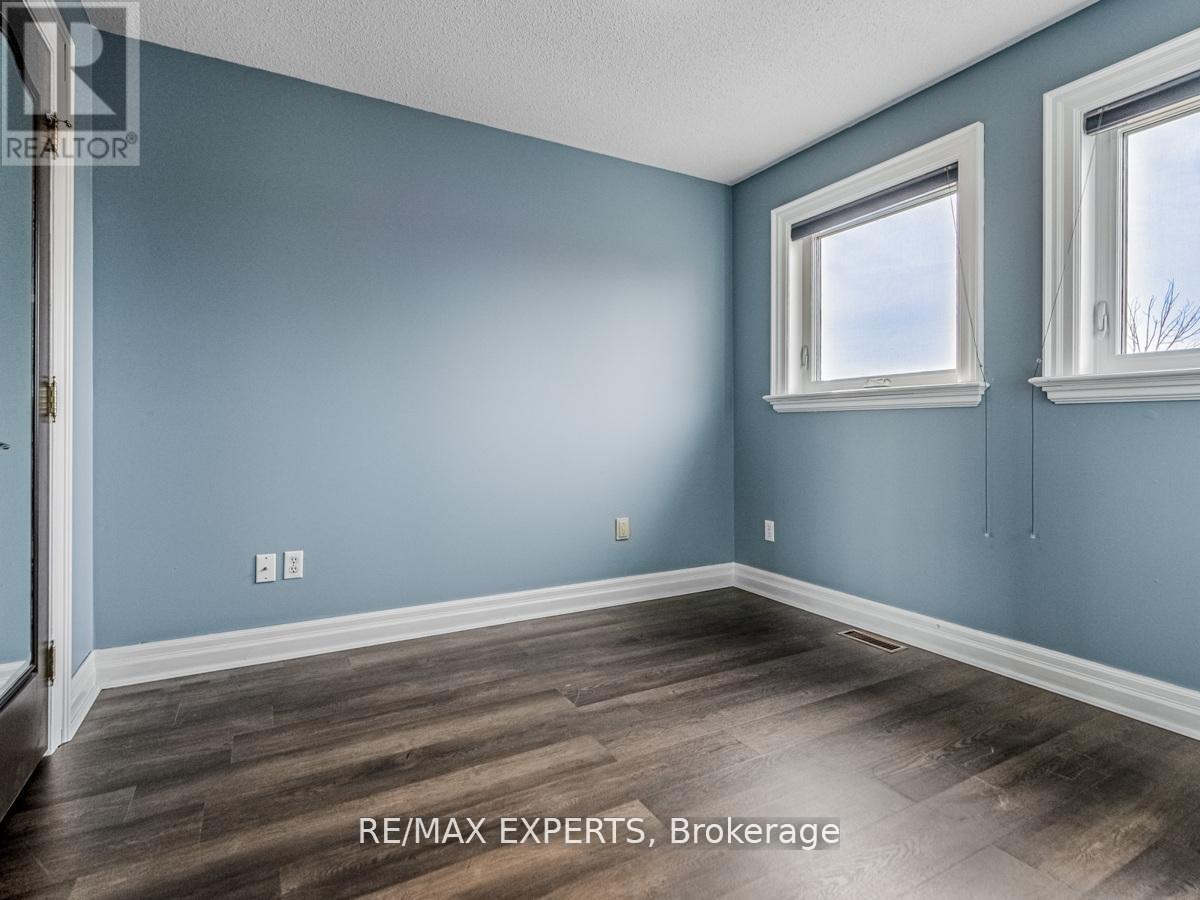 31 Pembrook Street, Caledon, Ontario  L7E 1L5 - Photo 23 - W12367430