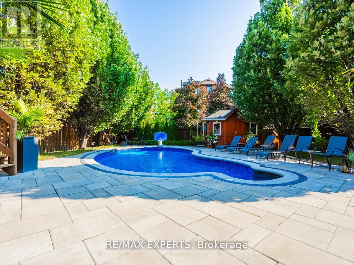 31 Pembrook Street, Caledon, Ontario  L7E 1L5 - Photo 40 - W12367430