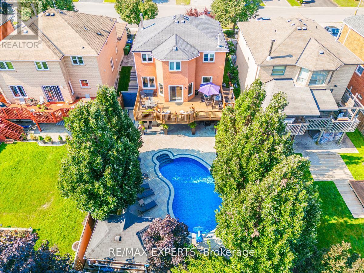31 Pembrook Street, Caledon, Ontario  L7E 1L5 - Photo 50 - W12367430